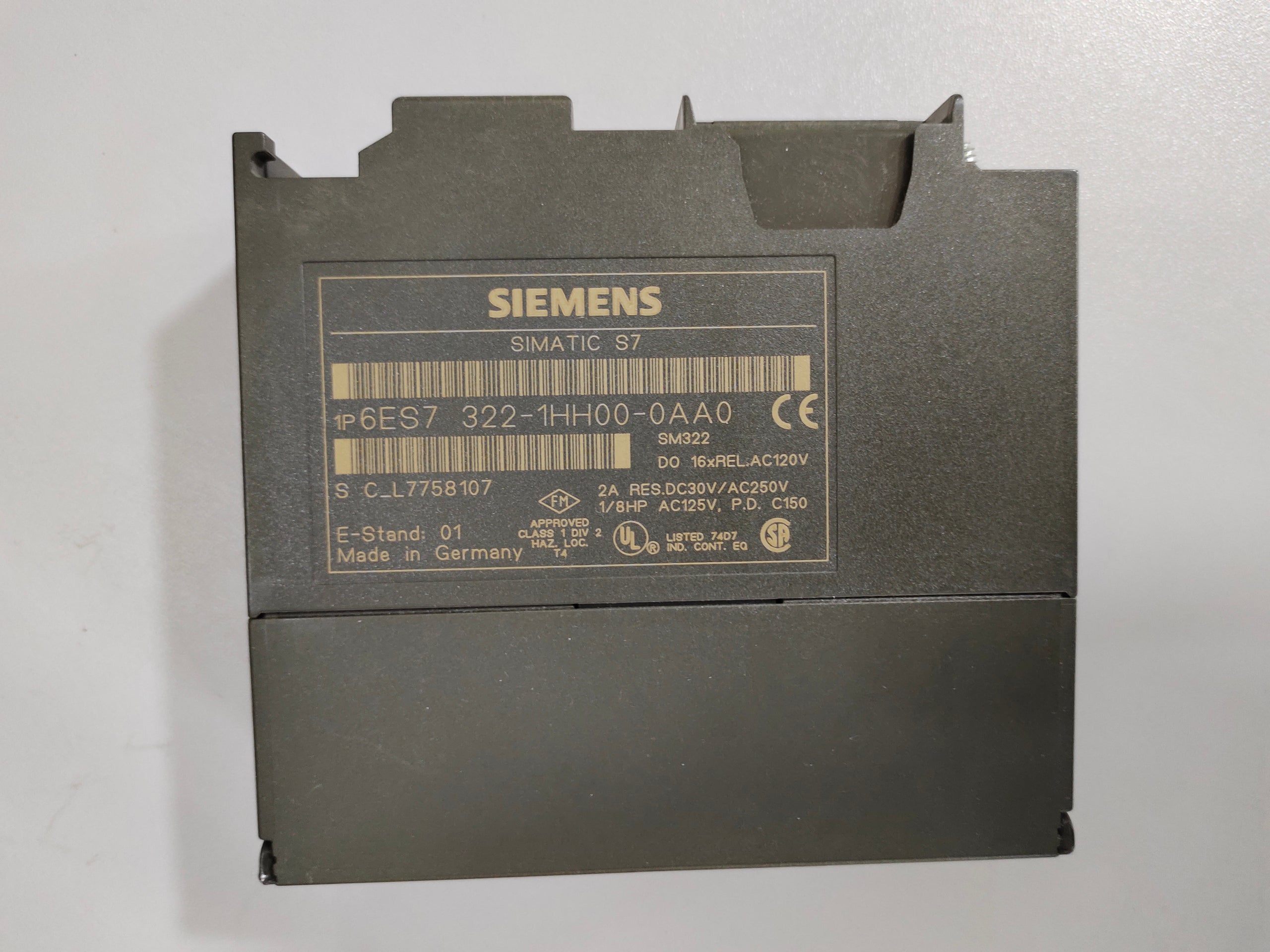 SIEMENS SIMATIC S7-300, Digital output 6ES7322-1HH00-0AA0