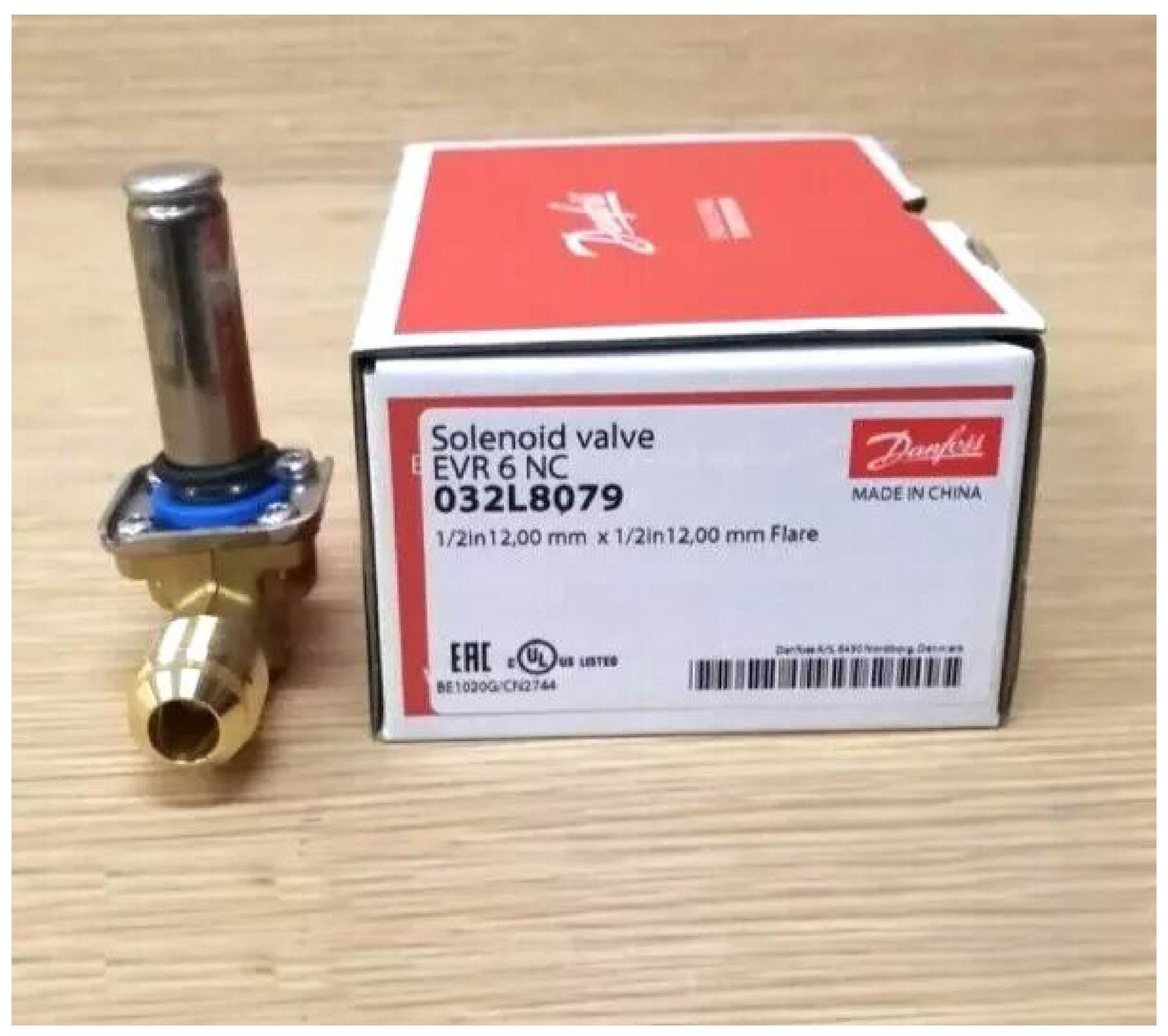 Danfoss 032L8079 Solenoid valve